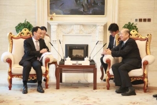 会見写真
